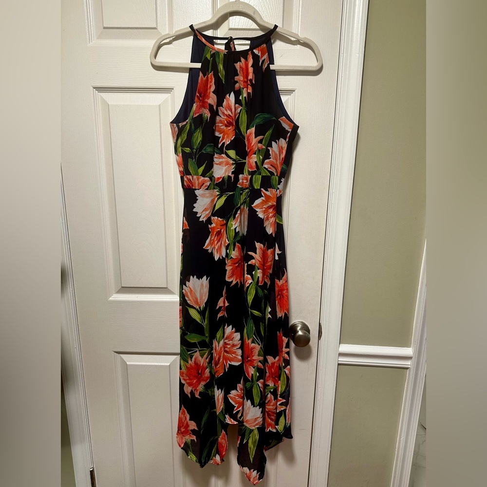 Floral Halter Neck Dress - Size 6 - Excellent condition!